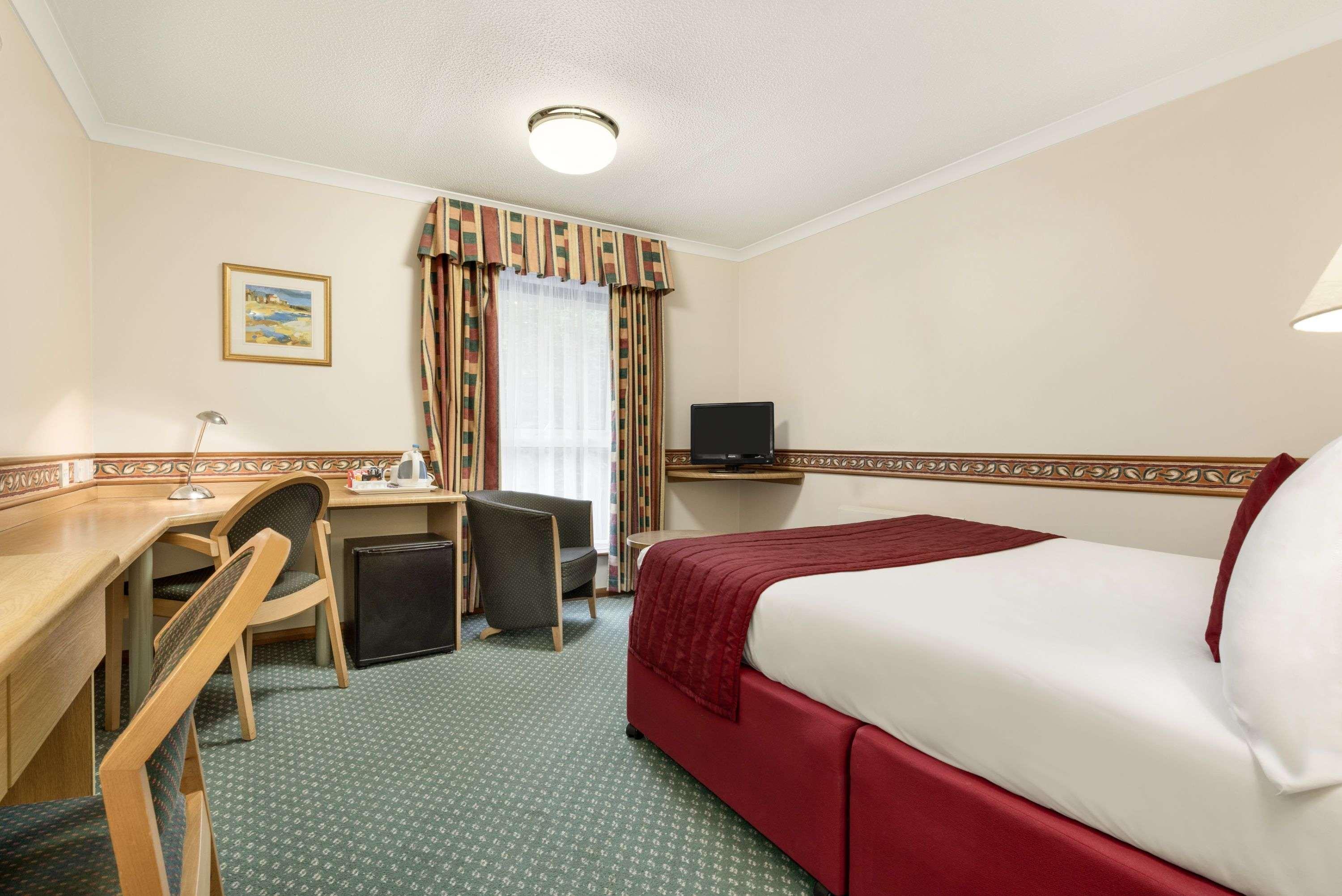 Days Inn By Wyndham Donington Касл-Донингтон Экстерьер фото