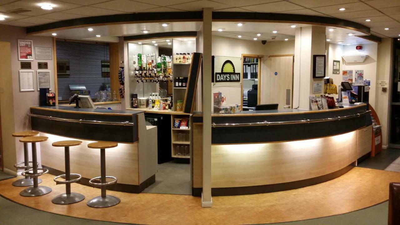 Days Inn By Wyndham Donington Касл-Донингтон Экстерьер фото